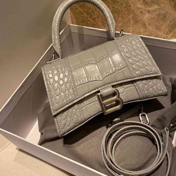 designer bags balenciga hourglass correct fashion alligator leather women's one shoulder straddle hand handbag
designer bags balenciga hourglass correct fashion alligator leather women's one shoulder straddle hand handbag