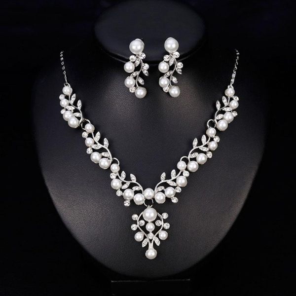 earrings & necklace fashion wedding jewelry set crystal pearl necklaces earring sets for girls women prom party jewellery accessories, Silver
earrings & necklace fashion wedding jewelry set crystal pearl necklaces earring sets for girls women prom party jewellery accessories, Silver