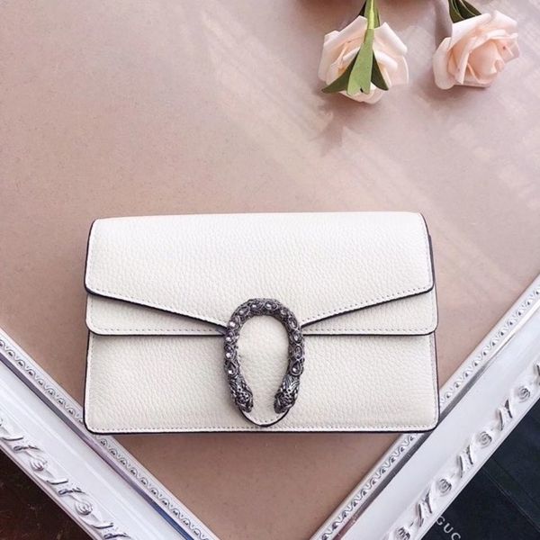 luxurys designers bag white temperament bag model no.: 476432 original leather original hardware size 18 * 10 * 5cm ysj
luxurys designers bag white temperament bag model no.: 476432 original leather original hardware size 18 * 10 * 5cm ysj