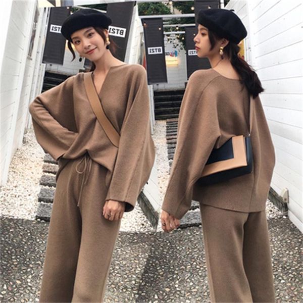 women's two piece pants fashion knit sweater suit women spring / winter v-neck bat sleeve loose casual two-piece female, White
women's two piece pants fashion knit sweater suit women spring / winter v-neck bat sleeve loose casual two-piece female, White