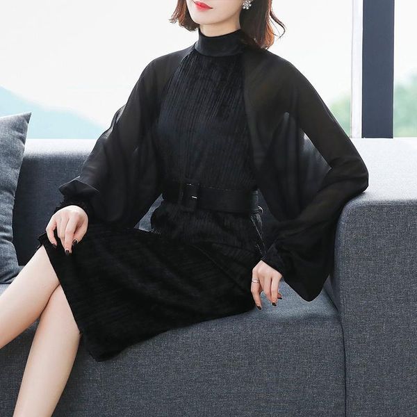 casual dresses 2021 autumn and winter women long pleated dress female mesh patchwork stand collar elegant pleuche w378, Black;gray
casual dresses 2021 autumn and winter women long pleated dress female mesh patchwork stand collar elegant pleuche w378, Black;gray