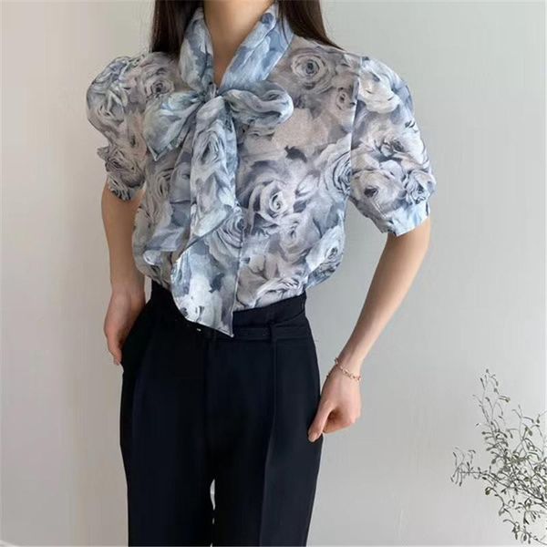 women's blouses & shirts 2021 arrivals floral print lace-up summer shirt for ladies v-neck puff sleeve female vintage chic, White
women's blouses & shirts 2021 arrivals floral print lace-up summer shirt for ladies v-neck puff sleeve female vintage chic, White