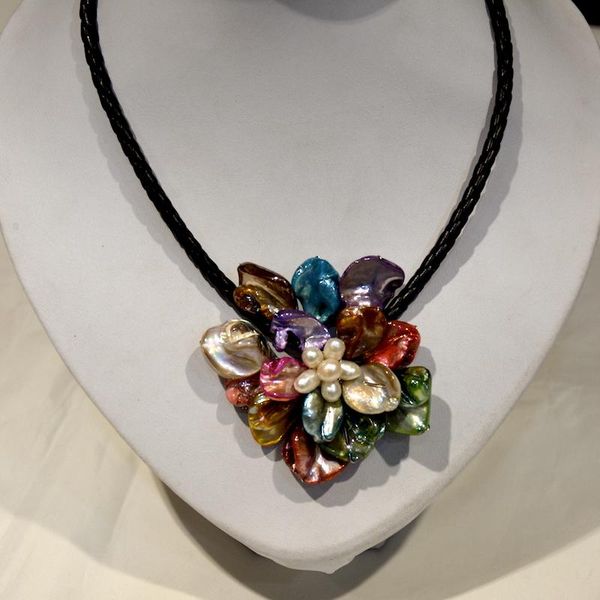 chains fashion mop jewelry handmade multicolor shell white freshwater pearl flower necklace 45cm, Silver
chains fashion mop jewelry handmade multicolor shell white freshwater pearl flower necklace 45cm, Silver