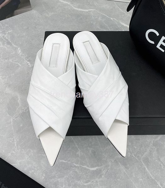slippers summer pointed flat shoes leisure shallow mouth sandals fashion wrinkled slippers half women's, Black
slippers summer pointed flat shoes leisure shallow mouth sandals fashion wrinkled slippers half women's, Black