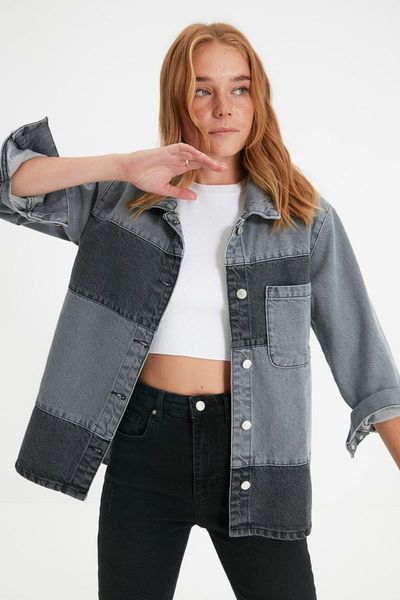 women's jackets trendyol with color block denim shirt jacket twoaw22ce0369, Black;brown
women's jackets trendyol with color block denim shirt jacket twoaw22ce0369, Black;brown
