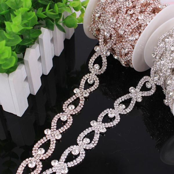 wedding sashes wholesale 5 yard/roll bow tie sewing rhinestone trim tassel fringe metal strass chain curtain decoration costume applique tri, White
wedding sashes wholesale 5 yard/roll bow tie sewing rhinestone trim tassel fringe metal strass chain curtain decoration costume applique tri, White
