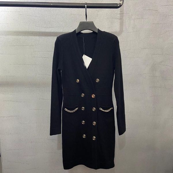 casual dresses 2021fw autumn fashion women higt quality v neck double breasted long sleeve dress for female 2 color gdnz 9.20, Black;gray
casual dresses 2021fw autumn fashion women higt quality v neck double breasted long sleeve dress for female 2 color gdnz 9.20, Black;gray
