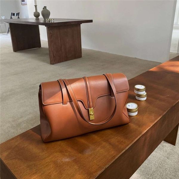 autumn and winter 2021 new leather women s bag large capacity shoulder bag leather handbag fashion casual tote bag
autumn and winter 2021 new leather women s bag large capacity shoulder bag leather handbag fashion casual tote bag