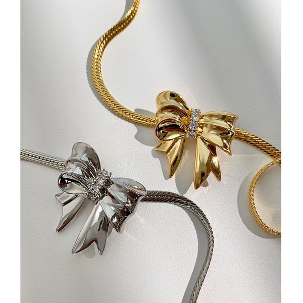 pendant necklaces original design european and american fashionable three-dimensional bow short choker collarbone necklace woman, Silver
pendant necklaces original design european and american fashionable three-dimensional bow short choker collarbone necklace woman, Silver
