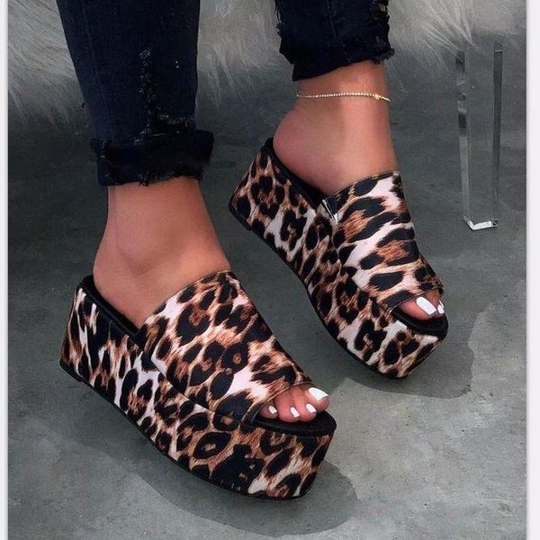 sandals 2021 summer large size leopard print platform open-toe one-line and slippers fashion women's, Black
sandals 2021 summer large size leopard print platform open-toe one-line and slippers fashion women's, Black