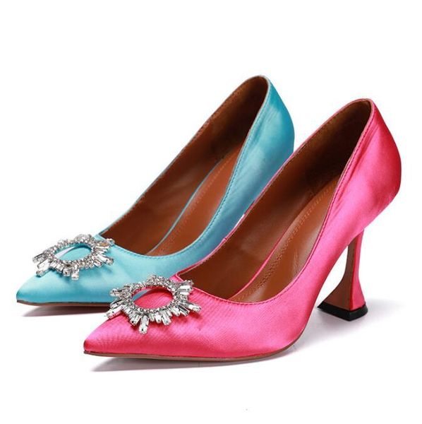 dress shoes evening party woman high heel candy color satin crystal sun pointed toe large size, Black
dress shoes evening party woman high heel candy color satin crystal sun pointed toe large size, Black
