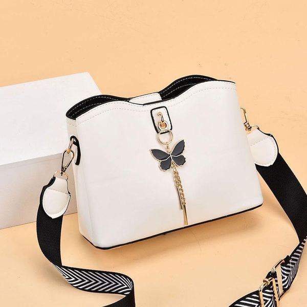 evening bags shoulder bag woman butterfly tassel pure color soft leather purses crossbody bucket party shopper designer luxury
evening bags shoulder bag woman butterfly tassel pure color soft leather purses crossbody bucket party shopper designer luxury
