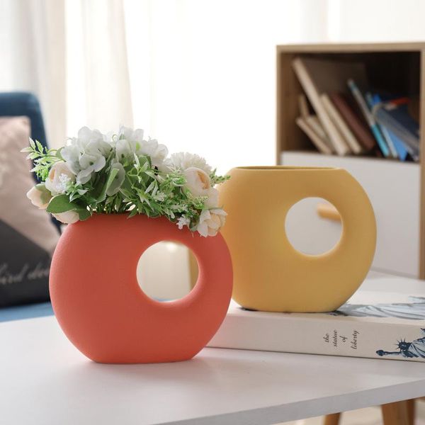 vases nordic semicircle hollow ceramic flower vase donuts pot home decoration accessories deskliving room decor gift
vases nordic semicircle hollow ceramic flower vase donuts pot home decoration accessories deskliving room decor gift