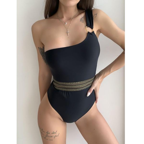 one-piece suits one shoulder 2021women piece swimsuit solid swimwear female ring thong brazilian monokini bathing suit
one-piece suits one shoulder 2021women piece swimsuit solid swimwear female ring thong brazilian monokini bathing suit
