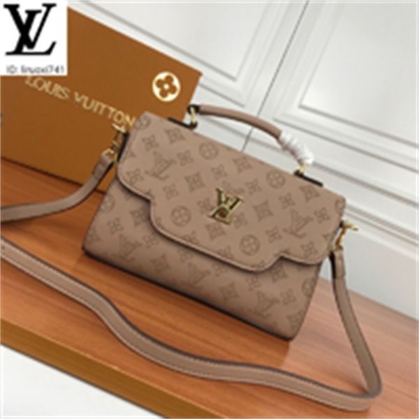 brand designer luxury ivas m66815 nude laser hollow leather crossbody bag women handbags iconic bags handles shoulder bags totes cross b, Red;black
brand designer luxury ivas m66815 nude laser hollow leather crossbody bag women handbags iconic bags handles shoulder bags totes cross b, Red;black
