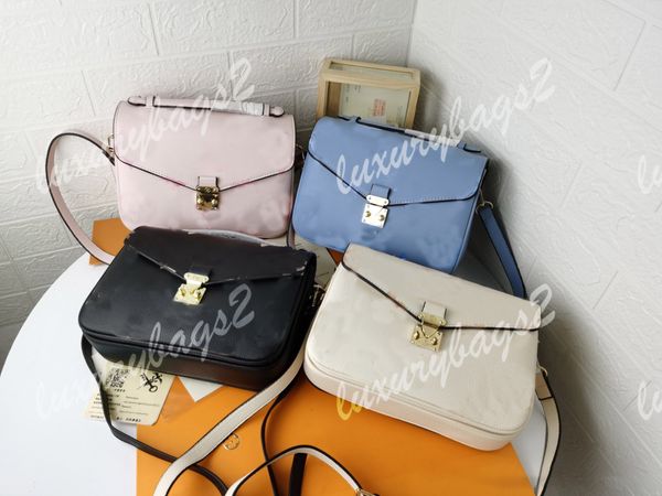 genuine leather messenger bags purse luxurys handbag bag 5 colors clutch shoulder wallet envelope totes classic printed cross women body 202
genuine leather messenger bags purse luxurys handbag bag 5 colors clutch shoulder wallet envelope totes classic printed cross women body 202