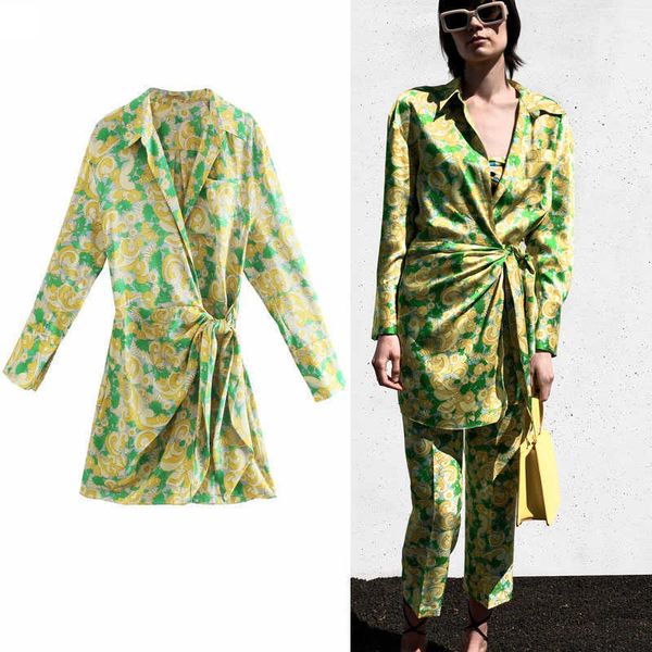 za floral print vintage shirt dress women long sleeve pareo wrap tie mini summer dress woman back pleat elegant dresses 210602, Black;gray
za floral print vintage shirt dress women long sleeve pareo wrap tie mini summer dress woman back pleat elegant dresses 210602, Black;gray