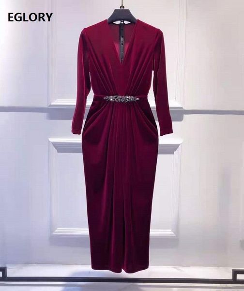 casual dresses brand velvet dress winter party evening women v-neck crystal beading deco long sleeve midi bodycon plus size, Black;gray
casual dresses brand velvet dress winter party evening women v-neck crystal beading deco long sleeve midi bodycon plus size, Black;gray