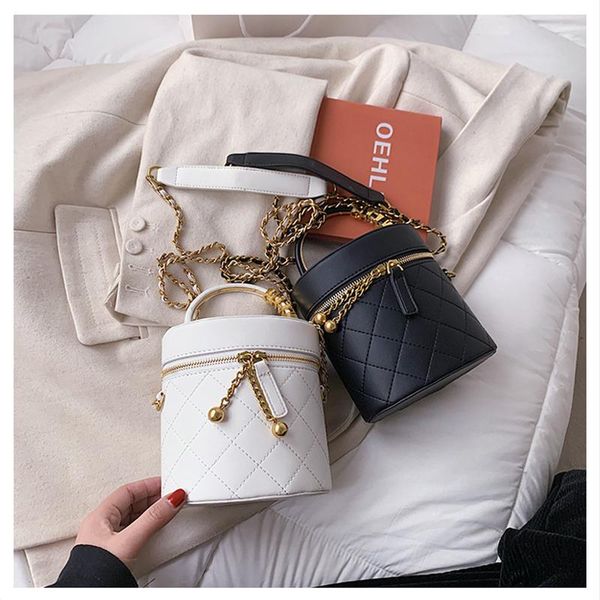 leather purses and handbags for women 2021 designers luxury girls female shoppers diamond bells chain bucket wallets cross body
leather purses and handbags for women 2021 designers luxury girls female shoppers diamond bells chain bucket wallets cross body