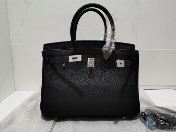 realfine bags 3a perkin 25-30-35cm taurillon grainy leather black color silver hardware totes handbag lock and keys double handles purse wit
realfine bags 3a perkin 25-30-35cm taurillon grainy leather black color silver hardware totes handbag lock and keys double handles purse wit