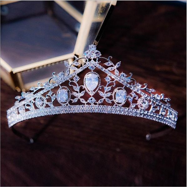 hair clips & barrettes gs11485 european and american princess wedding crown tiara zircon headpiece alloy rhinestone fashion hairpiece, Golden;silver
hair clips & barrettes gs11485 european and american princess wedding crown tiara zircon headpiece alloy rhinestone fashion hairpiece, Golden;silver
