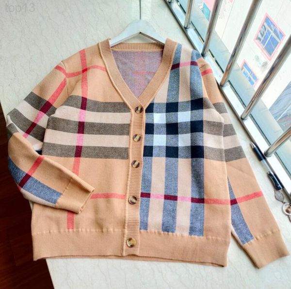 designer sweaters classic men women brand check stripe leisure multicolor autumn winter keep warm sweater comfortable cardigan, White;black
designer sweaters classic men women brand check stripe leisure multicolor autumn winter keep warm sweater comfortable cardigan, White;black