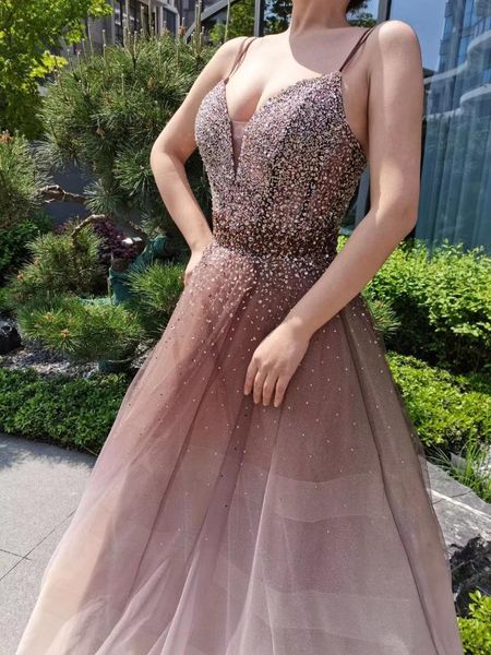 party dresses gowns fashion ladies v-neck eveningdress luxury host dress diamond, White;black
party dresses gowns fashion ladies v-neck eveningdress luxury host dress diamond, White;black