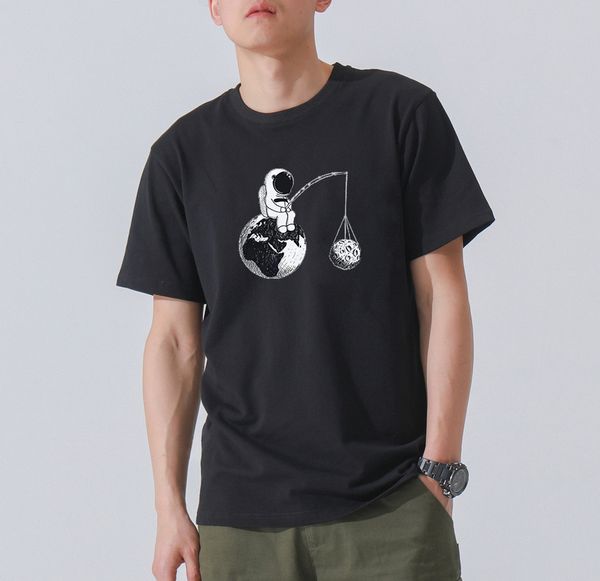 men's short sleeve t shirt o neck funny design astronaut printing male t-shirt cotton knitted comfortable fabric street style wear, White;black
men's short sleeve t shirt o neck funny design astronaut printing male t-shirt cotton knitted comfortable fabric street style wear, White;black