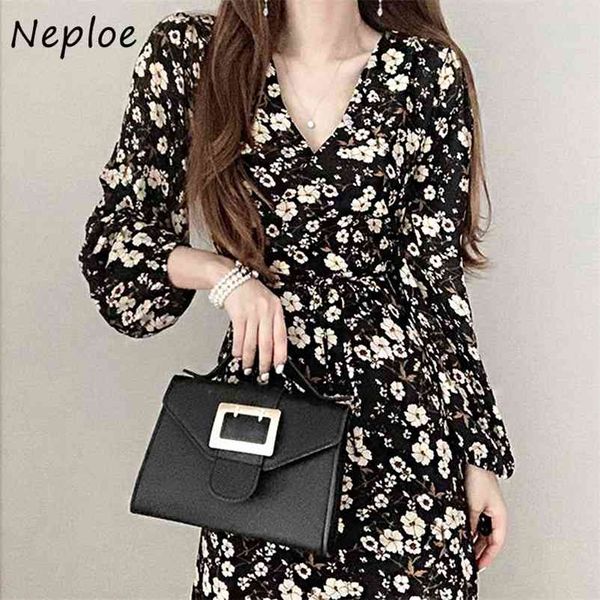 v-neck lace up slim waist dress elegant flower print femme vestidos fashion a-line high dresses women 210422, Black;gray
v-neck lace up slim waist dress elegant flower print femme vestidos fashion a-line high dresses women 210422, Black;gray