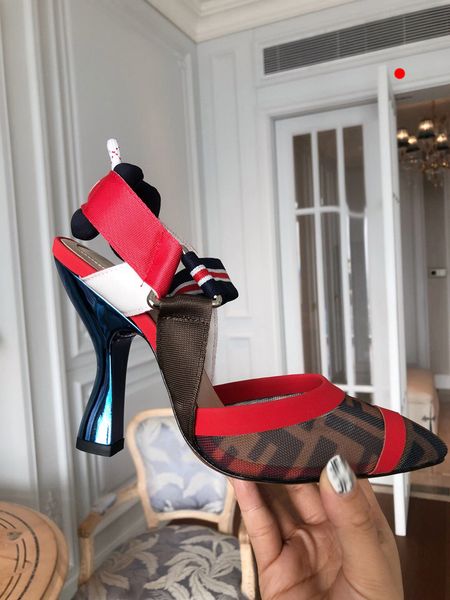 2021 good quality fashion women luxurys designers shoes designer sandals womens luxury high heels sandal dress shoess with box size 35-41 -k, Black
2021 good quality fashion women luxurys designers shoes designer sandals womens luxury high heels sandal dress shoess with box size 35-41 -k, Black