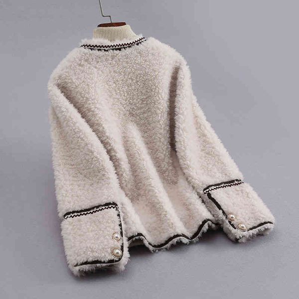 designerlamb wool female winter sheep shearing coat new short grain small fragrance young fur integrated furbalencaiga, Black
designerlamb wool female winter sheep shearing coat new short grain small fragrance young fur integrated furbalencaiga, Black
