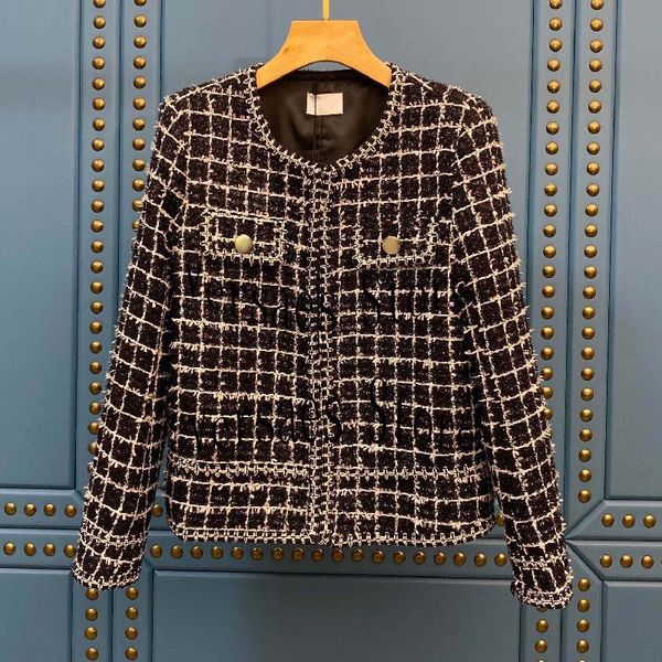 women's jackets 2021 luxury design fashion elegant and generous metal button round neck long sleeve lattice bright silk short coat, Black;brown
women's jackets 2021 luxury design fashion elegant and generous metal button round neck long sleeve lattice bright silk short coat, Black;brown