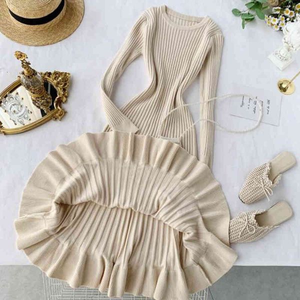 dresses women sweater autumn winter fashion long sleeve solid knitted slim elastic high waist ruffles es, Black;gray
dresses women sweater autumn winter fashion long sleeve solid knitted slim elastic high waist ruffles es, Black;gray