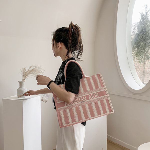 outlet online 70% off sale large capacity bag women's in summer 2021 new fashion trend with ins canvas net red portable tote bag 
outlet online 70% off sale large capacity bag women's in summer 2021 new fashion trend with ins canvas net red portable tote bag