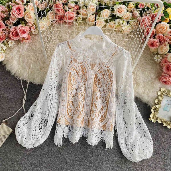spring autumn beige/white/black hollow out lace shirt female stand collar lantern long sleeve loose short blouse women 210426
spring autumn beige/white/black hollow out lace shirt female stand collar lantern long sleeve loose short blouse women 210426