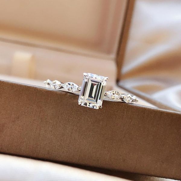 cluster rings 100% 925 sterling emerald cut high carbon drill diamond wedding women's ring fashion fine jewelry gift, Golden;silver
cluster rings 100% 925 sterling emerald cut high carbon drill diamond wedding women's ring fashion fine jewelry gift, Golden;silver