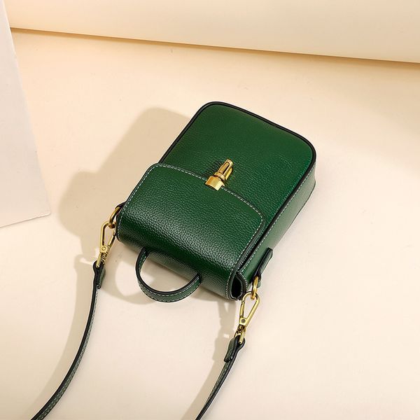 mobile phone mini 2021 new net red envelope versatile messenger fashion women's bag
mobile phone mini 2021 new net red envelope versatile messenger fashion women's bag