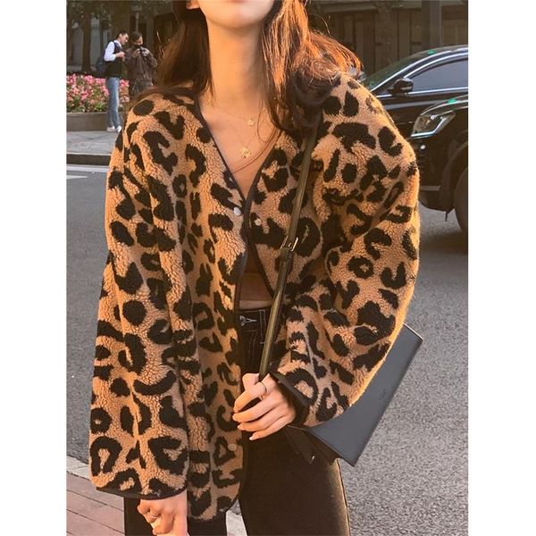 women's jackets 2021 winter women ambswool leopard coat female warm cotton jacket fashion sweet loose all-match, Black;brown
women's jackets 2021 winter women ambswool leopard coat female warm cotton jacket fashion sweet loose all-match, Black;brown