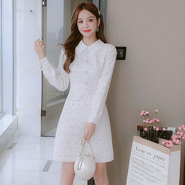 casual dresses 2021 autumn winter elegant women tweed dress pearl button turn down collar long sleeve high waist a-line party, Black;gray
casual dresses 2021 autumn winter elegant women tweed dress pearl button turn down collar long sleeve high waist a-line party, Black;gray