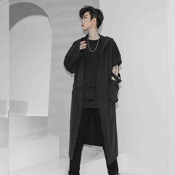 style individual design of loose coat and hood men's trench coats, Tan;black
style individual design of loose coat and hood men's trench coats, Tan;black