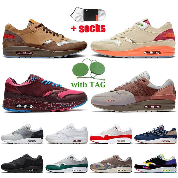 running shoes 1 women mens 2021 london amsterdam kiss of death cha trainers evergreen aura n7 taupe haze triple black denham og anniversary
running shoes 1 women mens 2021 london amsterdam kiss of death cha trainers evergreen aura n7 taupe haze triple black denham og anniversary