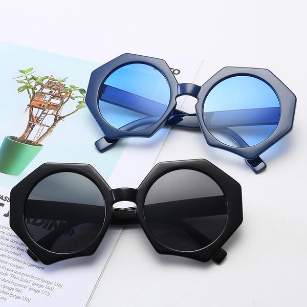 sunglasses 2021 polygon frame rretro ladies trend street pography blackout glasses men outdoor travel driving mirror uv400, White;black
sunglasses 2021 polygon frame rretro ladies trend street pography blackout glasses men outdoor travel driving mirror uv400, White;black
