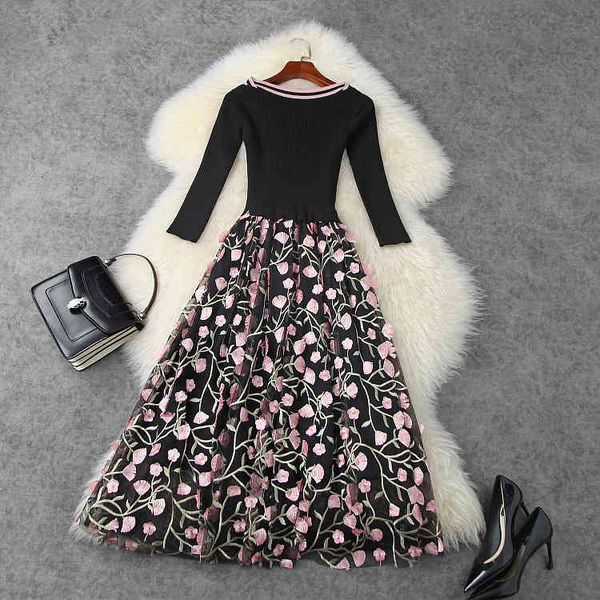 european and american women's wear winter style three-point sleeves one-line collar fashion dress knitted embroidery, Black;gray
european and american women's wear winter style three-point sleeves one-line collar fashion dress knitted embroidery, Black;gray