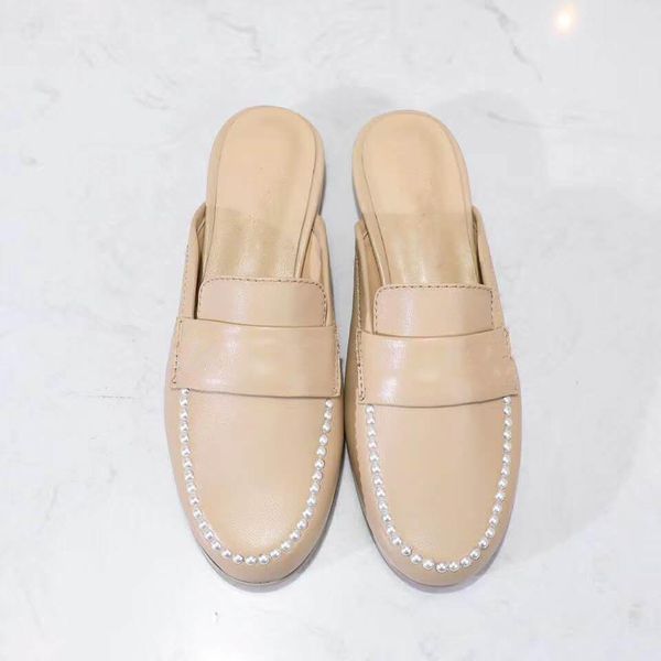 2021 european classic designer clothing shoes, fashion ladies slippers, pearl decoration soft leather, low heel, more colorful styles, Black
2021 european classic designer clothing shoes, fashion ladies slippers, pearl decoration soft leather, low heel, more colorful styles, Black