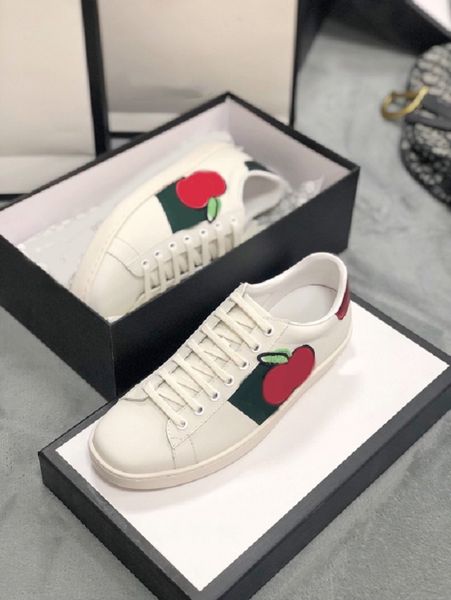 men women sneaker running shoes snake chaussures leather sneakers ace bee embroidery stripes shoe walking sports trainers tiger size 35-45
men women sneaker running shoes snake chaussures leather sneakers ace bee embroidery stripes shoe walking sports trainers tiger size 35-45
