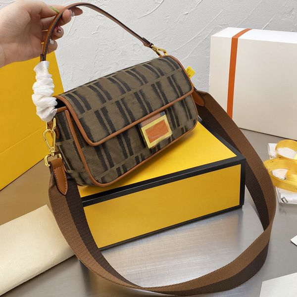 underarm bag messenger bags women purse wallets fashion embroidery letter canvas gold hardware removable wide shoulder strap interior zipper
underarm bag messenger bags women purse wallets fashion embroidery letter canvas gold hardware removable wide shoulder strap interior zipper