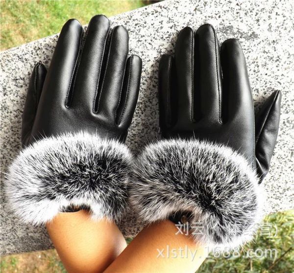five fingers gloves fashion brand women winter pu leather fur warm for ladies touch phone christmas gift, Blue;gray
five fingers gloves fashion brand women winter pu leather fur warm for ladies touch phone christmas gift, Blue;gray