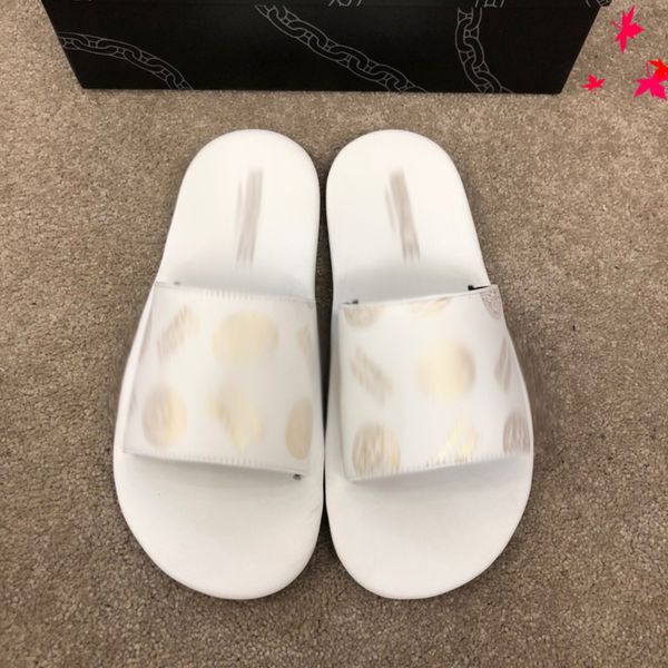 luxurys men slippers designer rubber slides sandal mens designers flat fashion shoes beach flip flops flower with box size 39-45 -g345, Black
luxurys men slippers designer rubber slides sandal mens designers flat fashion shoes beach flip flops flower with box size 39-45 -g345, Black