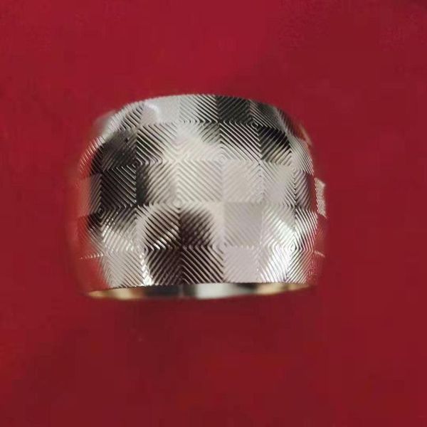 12pcs/metal fine tile pattern drum-shaped napkin ring table decoration for party reception, el wedding banquet rings
12pcs/metal fine tile pattern drum-shaped napkin ring table decoration for party reception, el wedding banquet rings