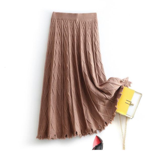 skirts 2021 knitted women winter high waist thick a-line long skirt fashion autumn brown faldas jupe femme saia, Black
skirts 2021 knitted women winter high waist thick a-line long skirt fashion autumn brown faldas jupe femme saia, Black